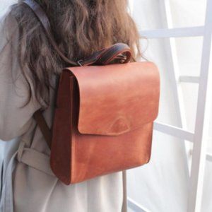 Size L convertible backpack, ladies, leather